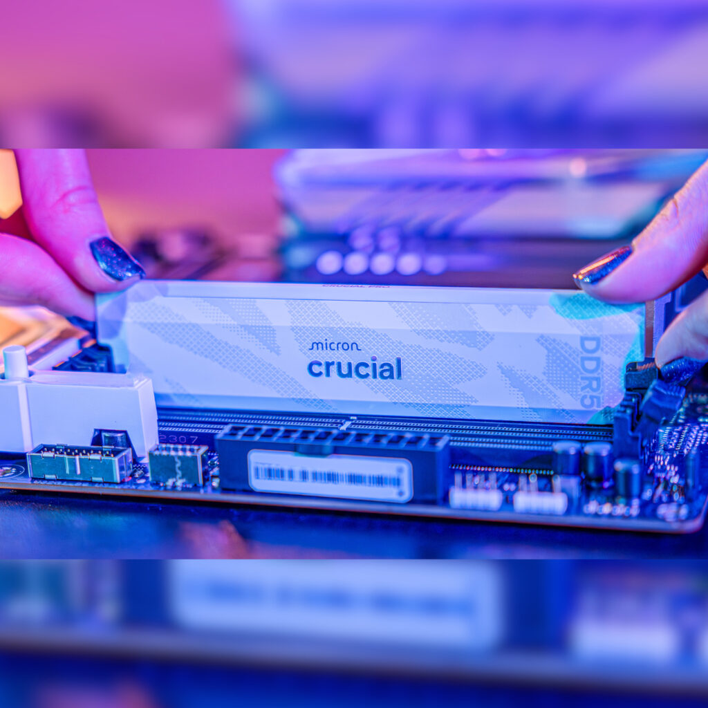 Crucial Pro 16GB 6400Mhz DDR5 Desktop OC Gaming Memory - White